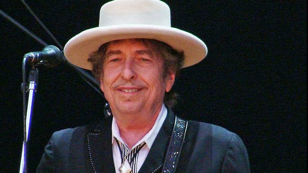 Bob Dylan Records Song For Biopic Ronald Reagan