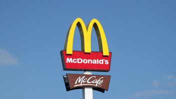 麦当劳在美国停产四年后重新推出了双巨无霸菜单