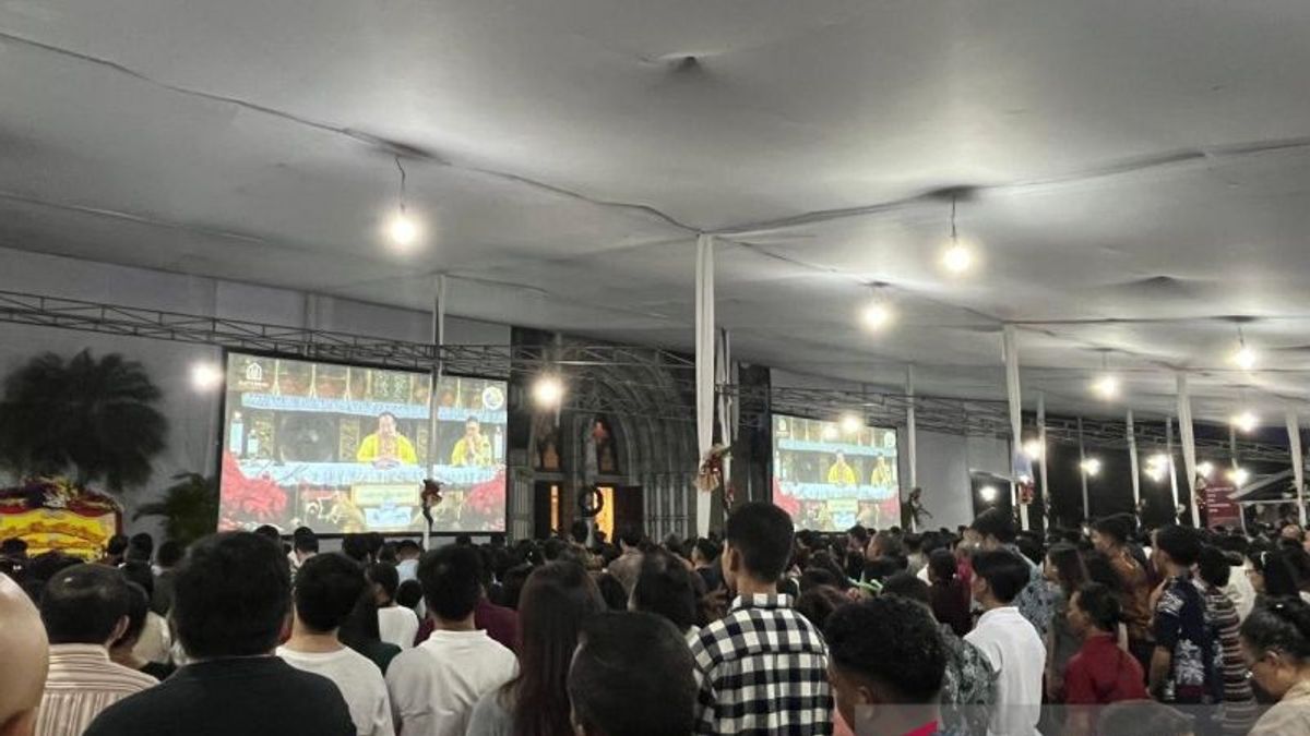    Kardinal Suharyo Pimpin Misa Pontifikal Natal di Katedral Jakarta
