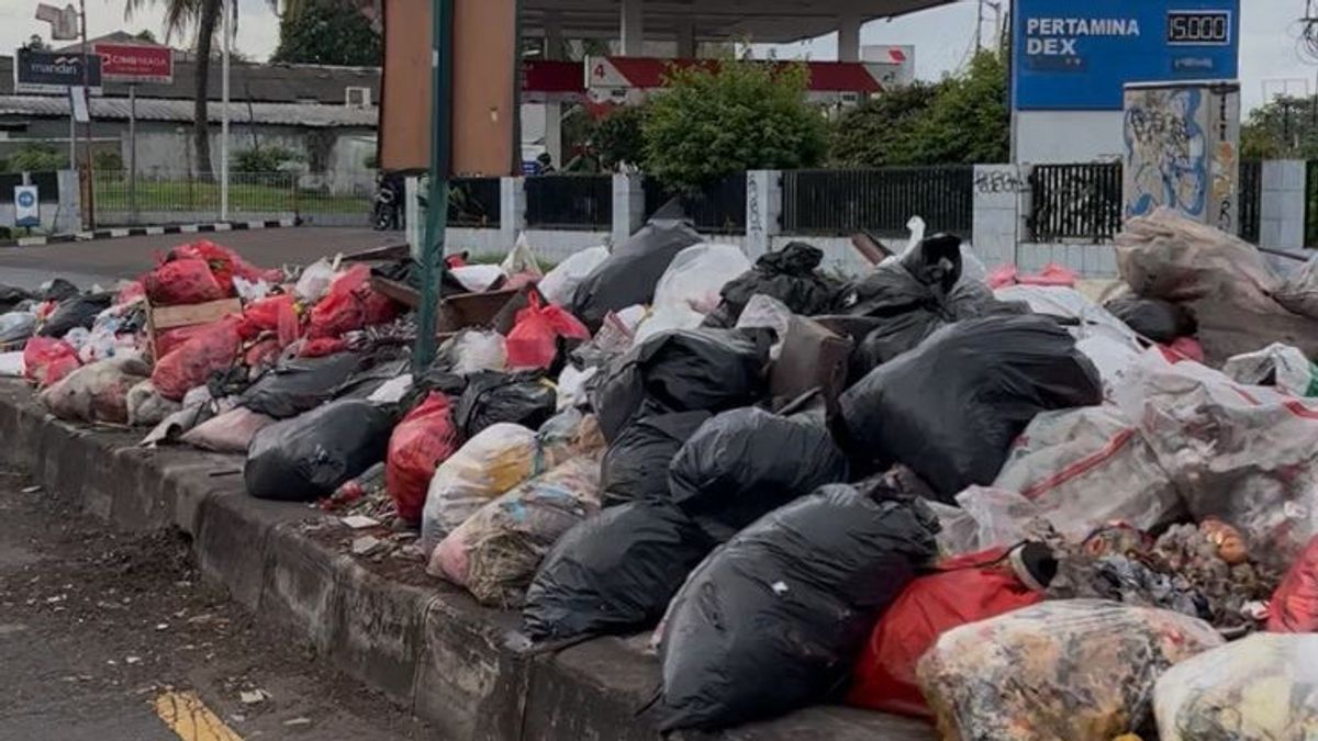 طريق سيتوبات بوم سامبا، فشل حكومة المدينة في تانجسل في إدارة المساحات العامة