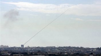 ガザからロケット弾を投下、イスラエルがハマスのキャンプと兵器製造現場に空爆を実施