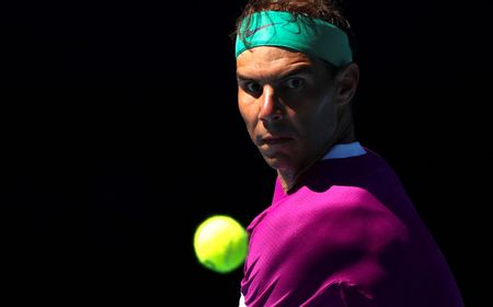 Nadal Selamat dalam Pertempuran 5 Set Lawan Shapovalov, Lolos ke Semifinal Australia Open