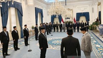 رسميا من قبل الرئيس ، اللجنة الثالثة لمجلس النواب ، نأمل أن تتمكن لجنة إصلاح الشرطة الوطنية من تحقيق أداء الشرطة