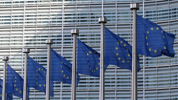 Kyrgyzstan Condemns European Union Sanctions Against Its Banks Related To Russia, Urges Dialogue