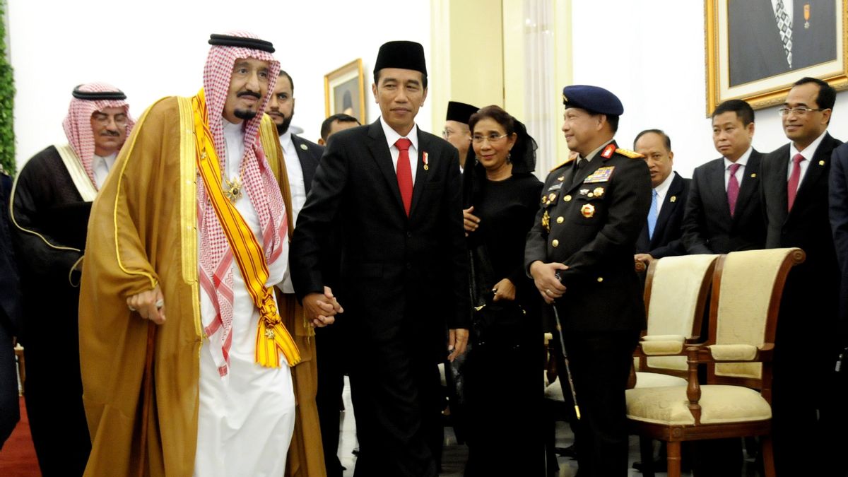 沙特阿拉伯的萨勒曼国王在今天的记忆中被视为印度尼西亚旅游业的免费支持者,2017年3月7日