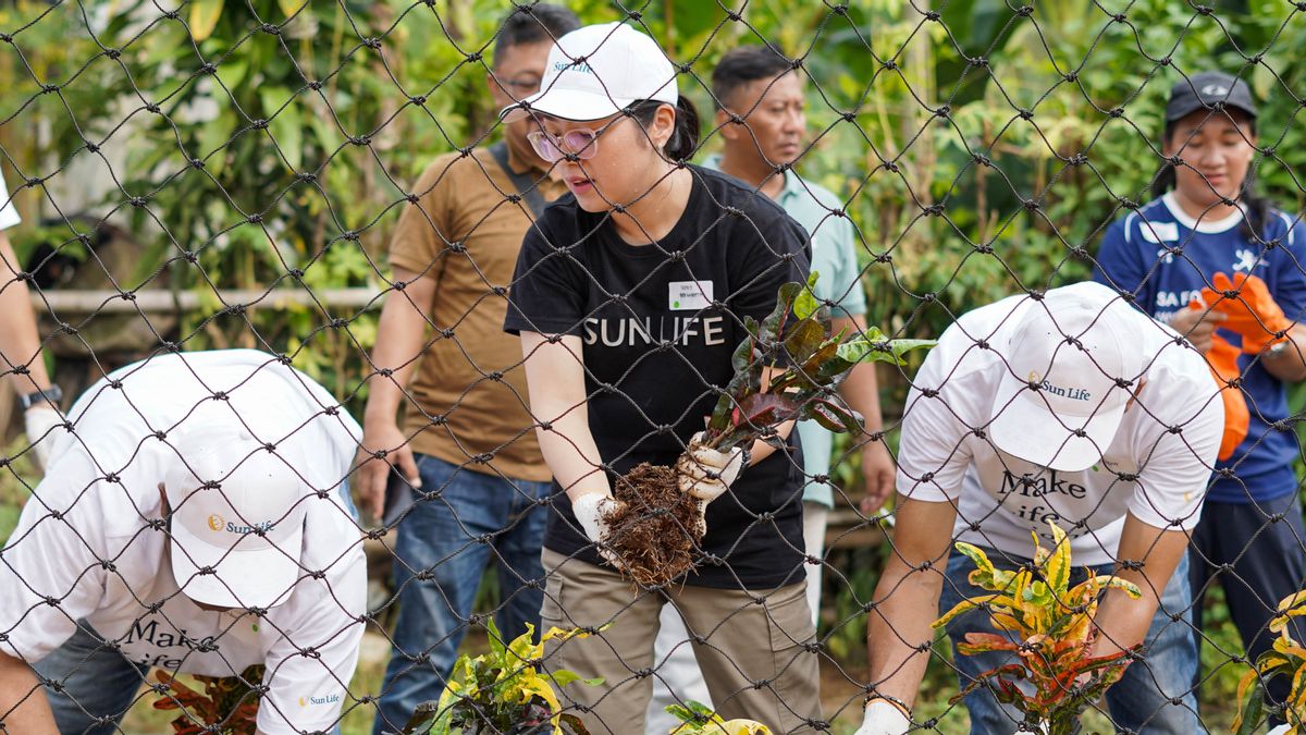 Sun Life et Beyond Sport lancent un appel pour un mode de vie sain pour la jeune génération indonésienne grâce au programme Hoops + Health in Depok