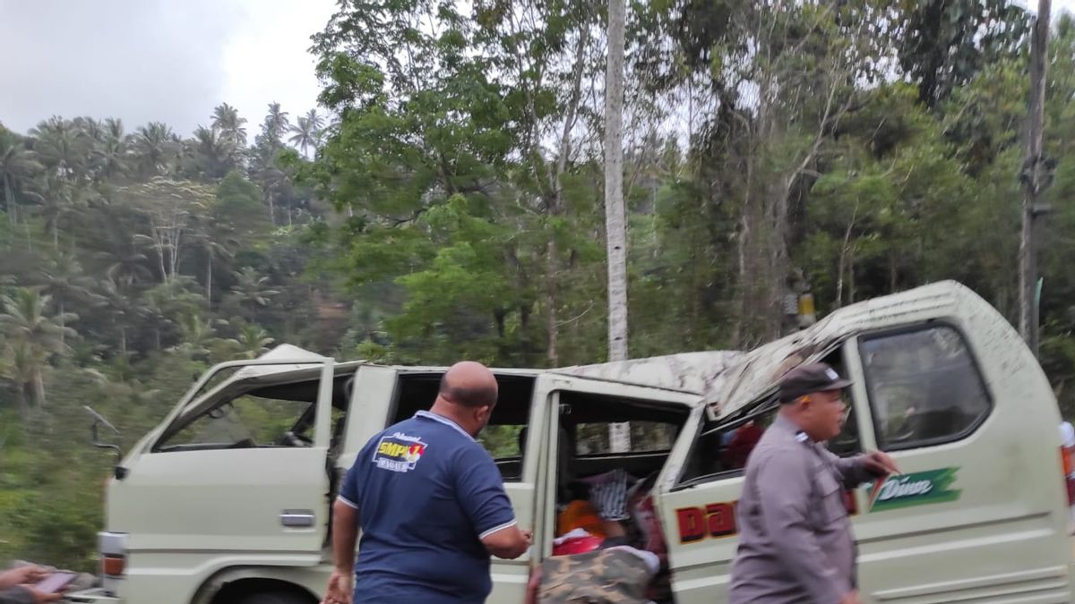 Deadly Accident In Karangasem Bali, 6 Dead-9 Injured
