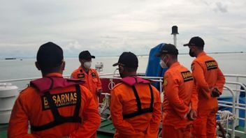 SAR Team Searching For Residents Who Was Pounced On By Crocodiles While Fishing In Tana Tidung Kaltara