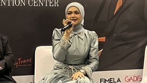 Une souvenirs à Bogor, Siti Nurhaliza Ngaku aime manger Ubi Cilisu