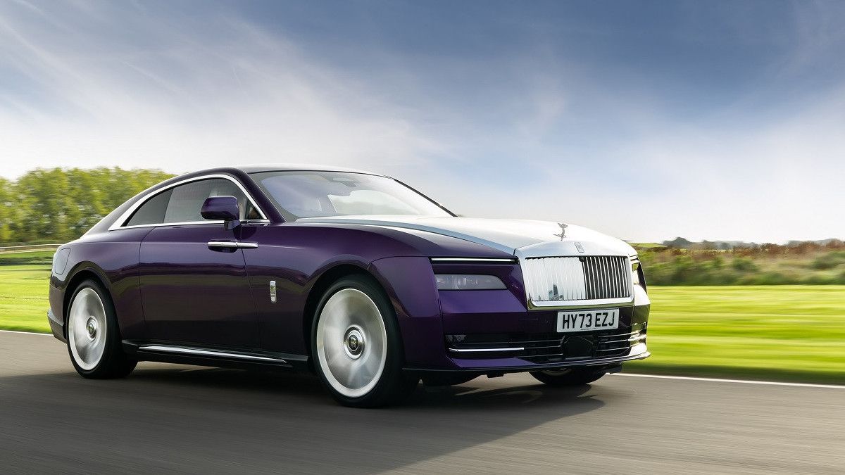 BMW Group Boss Announces Rolls-Royce Will Be Brand EV In Early 2030