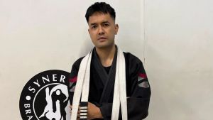 Jiujitsu的体育活跃和教练Revand Narya Bantah Gegara 心碎