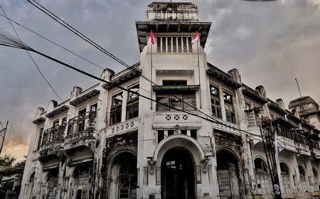 Revitalisasi Gedung Bersejarah Warenhuis Medan Dilelang Bulan Ini