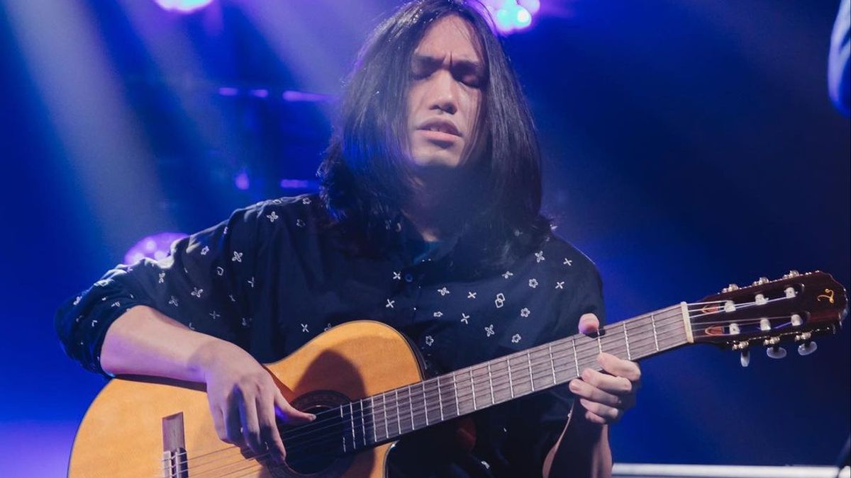 Gerald Situmorang Becomes Guest Guitarist Ivan Tangklung In Single 12345