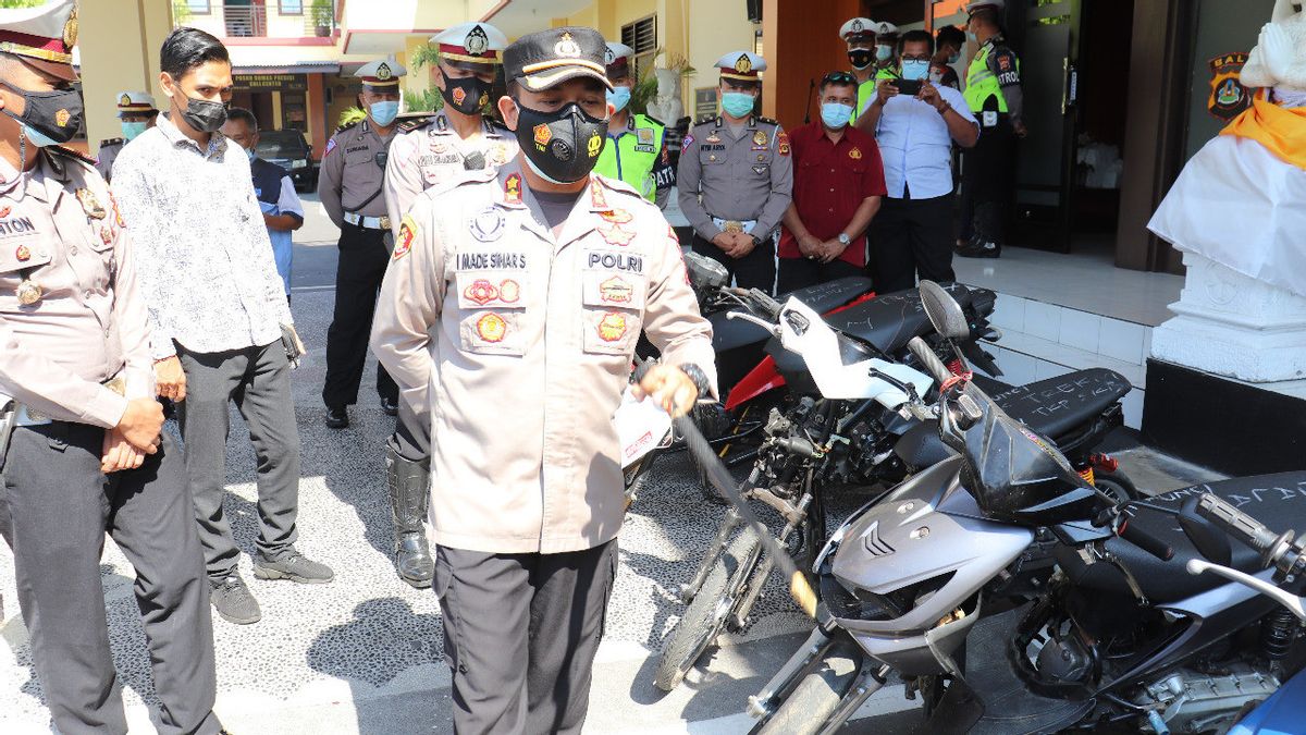 Wild Racing Raids Betting Money, Buleleng Police Seize Dozens Of Motorcycles