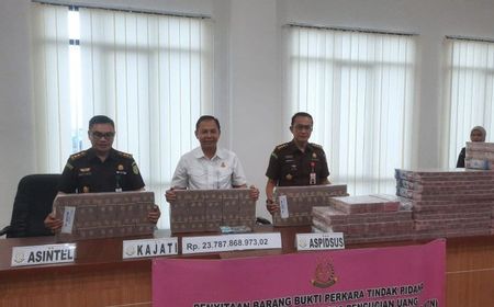 Kejati Limpahkan Berkas Perkara 3 Tersangka Dugaan Korupsi Gagal Bayar Surat Utang PT SNP pada Bank Jambi