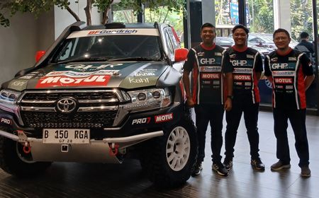 Pembalap Indonesia Julian Johan Kembali Ikuti AXCR dengan Toyota Land Cruiser yang Ditingkatkan