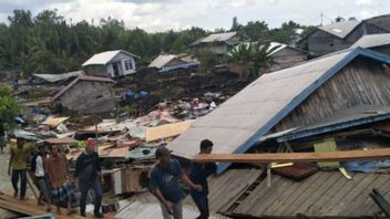 Gubernur Riau Minta Pemkab Inhil Relokasi Warga Terdampak Abrasi