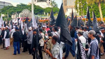 1,994 Personnel Join Demonstrations In Front Of The US Embassy