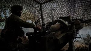 Militer Ukraina Serang Kilang Minyak Tuapse Rusia, 40 Ledakan Terdengar