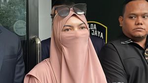 Usai Diperiksa 4,5 Jam, Wardatina Mawa Serahkan Bukti CCTV Dugaan Perzinaan Suami dan Inara Rusli