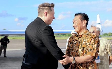 Elon Musk Tiba di Bali untuk Peluncuran Starlink yang Akan Tingkatkan Akses Internet di Indonesia