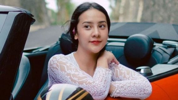 Anya Geraldine Tak Mudik Lebaran Tahun Ini dan Pilih Lebaran di Paris