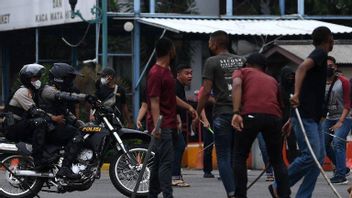 24 Teenagers In Cirebon Intention Of Brawl Arrested, Bring Celurit, Samurai To Golok