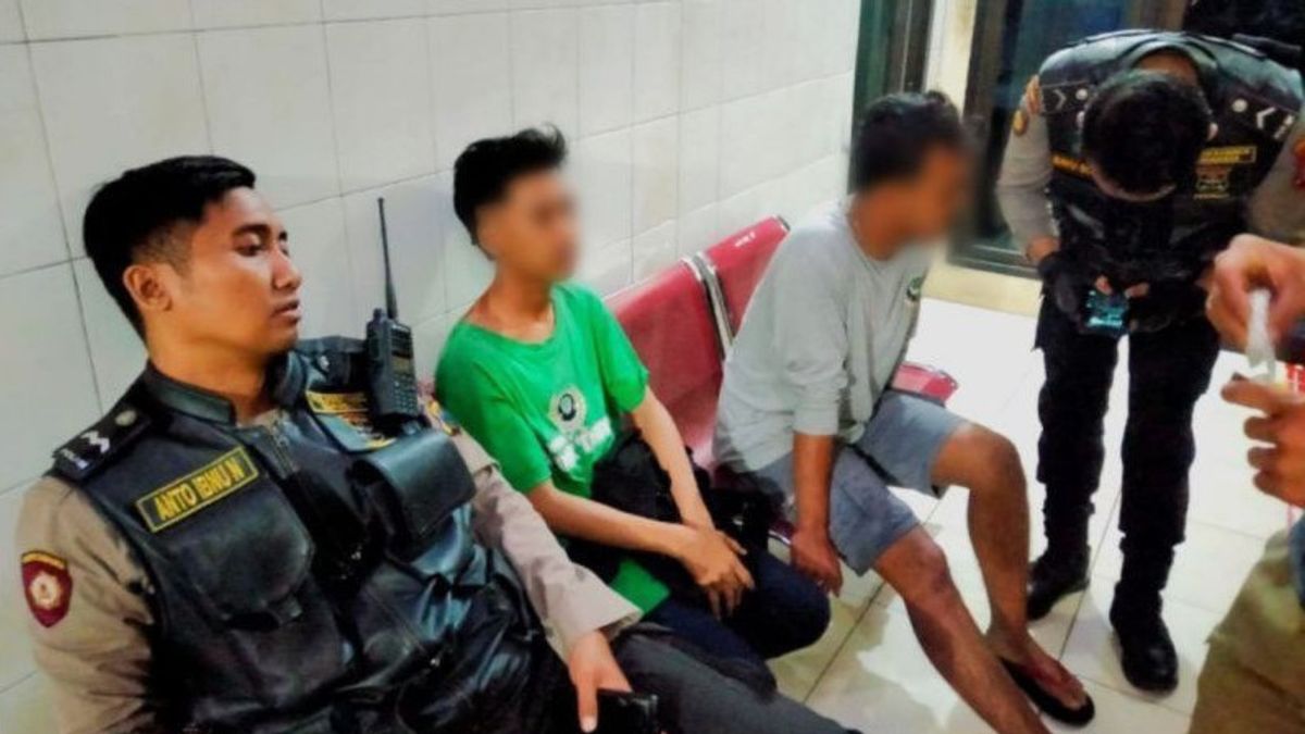Bring Koplo Pills, 2 Teenagers In Surabaya Arrested By Police