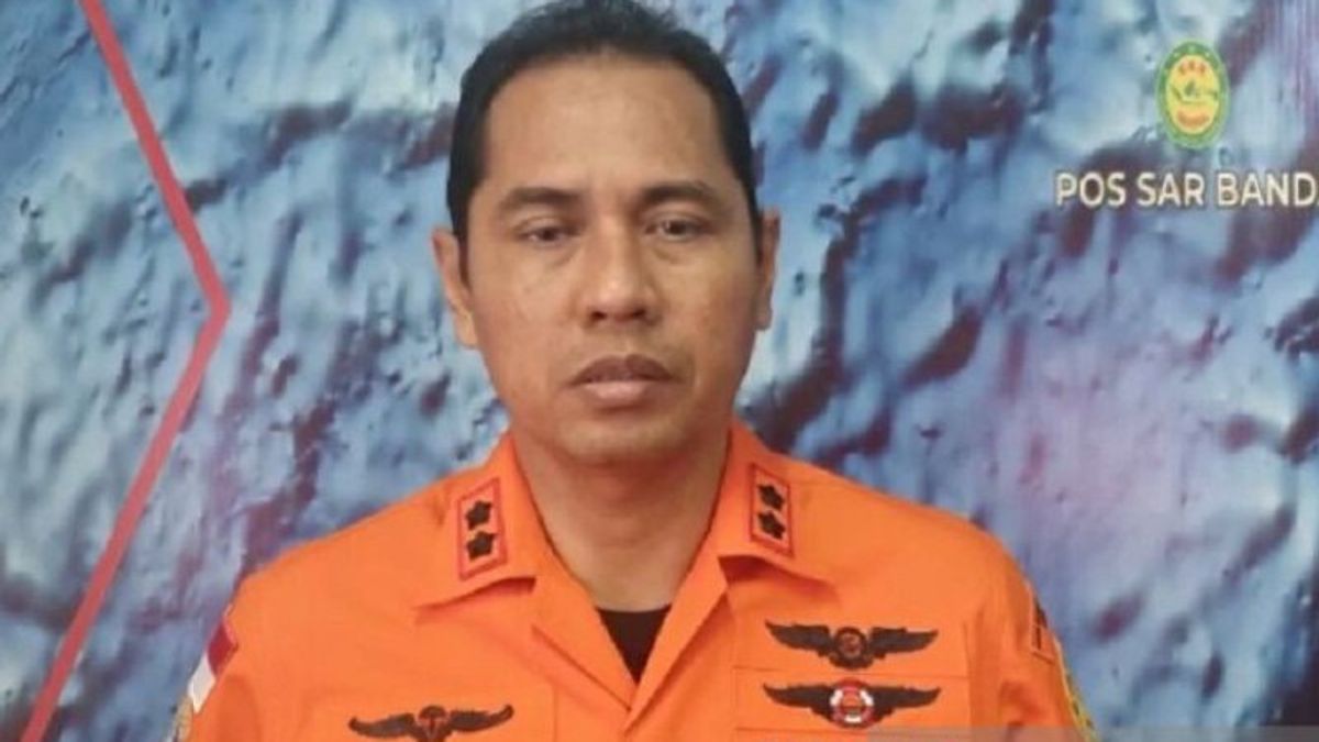 2 His Colleagues Survived When The Speed Boat Drowned In The Sea, The Ambon SAR Team Is Still Looking For Aipda Fransiskus