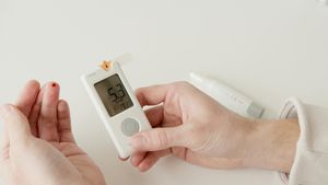 Periodically Checking Blood Sugar Is The Key To Prevention Of Diabetes From An Early Age