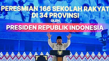 プラボウォ大統領、インドネシア全土で166の公立学校を公式に開設