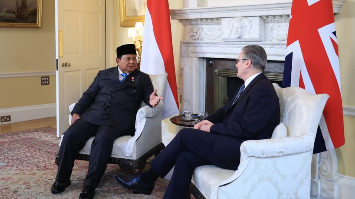 プラボウォは、医学と科学に焦点を当てた、英国基準の10の新しいキャンパスを建設する