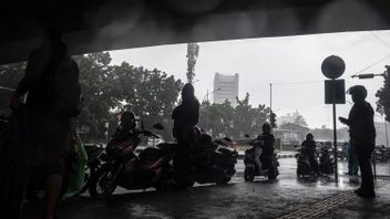 ritoire : La pluie de foudre s'est abattue lundi matin sur la région de Jakarta