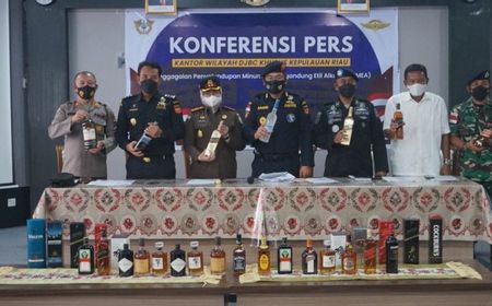 Bea Cukai Gagalkan Penyelundupan Miras Rp10,4 Miliar di Perairan Bintan