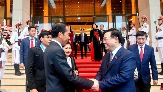 佐科威总统会见越南国民议会主席