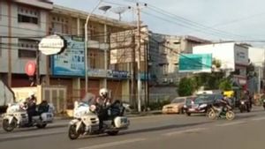 Jokowi Minta Pemotor Penerobos Rombongan Mobil RI 1 di Makassar Tak Diperiksa 