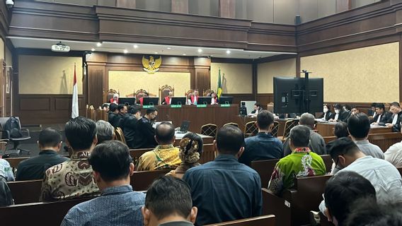 جلسة الاستجواب لشهود LPEI ، كشف الائتمان الخاص ب PT Petro Energy Lancar ووفقا للإجراءات المصرفية