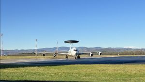 NATO Pilih Boeing 737 Modifikasi Gantikan Versi 707 untuk Pesawat Pengintai AWACS