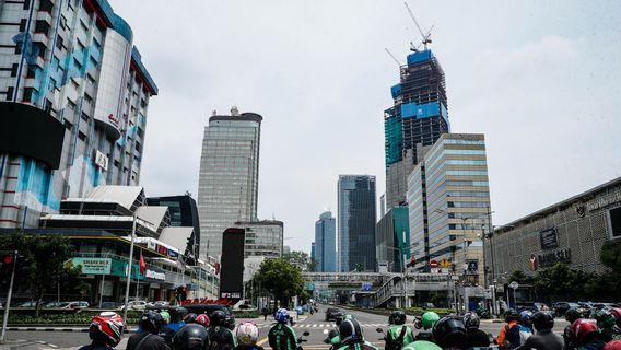 Protestations De La DPRD Il Y A Des Fonctionnaires Et Des Bénéficiaires De La TNI Bansos DKI