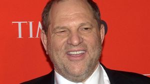 Coki Betul soal Kebesaran Harvey Weinstein, Tapi Hollywood Pun Tak Segitunya Meromantisasi Karya Si Pemerkosa
