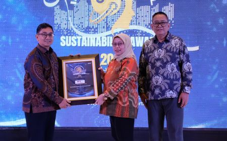 Buktikan Komitmen Transformasi Digital, KAI Logistik Raih Penghargaan Indonesia Digital Sustainability Awards 2025