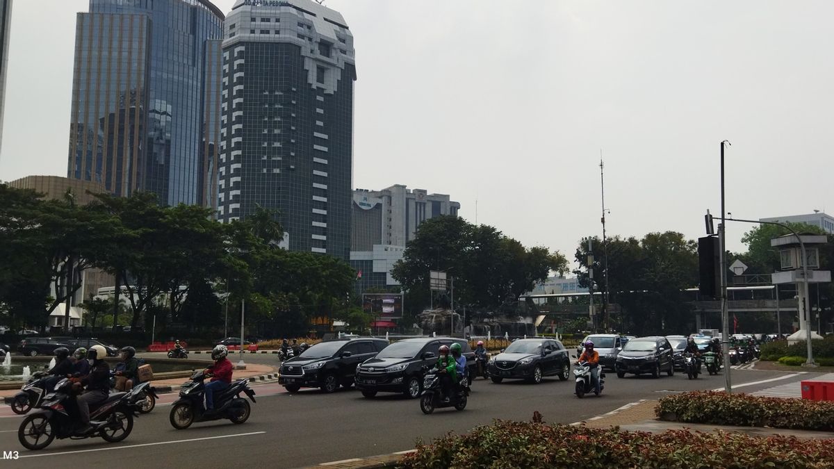 Traffic At The Horse Statue Of Central Jakarta Is Safe And Smooth, The Action Of The BBM Demonstrators Is Not Visible