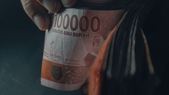 Rupiah Dibuka Tak Bergerak, 20 Menit kemudian Anjlok 70 Poin ke Level Rp14.835 per Dolar AS