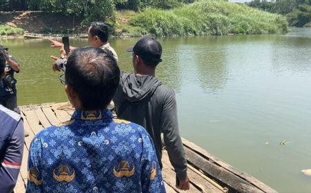 Ada Semburan Hitam Sekitar Sungai Citarum, DLHK Imbau Warga Jangan Nyalakan Api