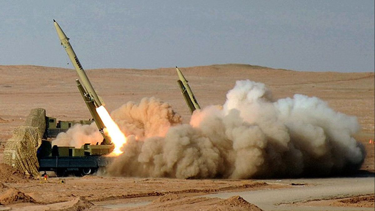 Iran Lancarkan Serangan Balasan, Ledakan Guncang Israel Utara