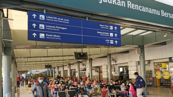 Ahead Of The Vesak National Holiday, 67 Thousand People Travel By Train