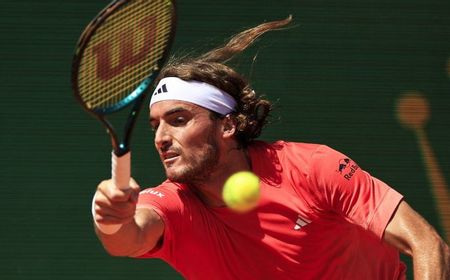 Capai Semifinal Barcelona, Tsitsipas Selamatkan Dua 