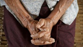 Diam-diam Masuk ke Kamar, Kakek 70 Tahun di Bekasi Diduga Ingin Perkosa Nenek 90 Tahun