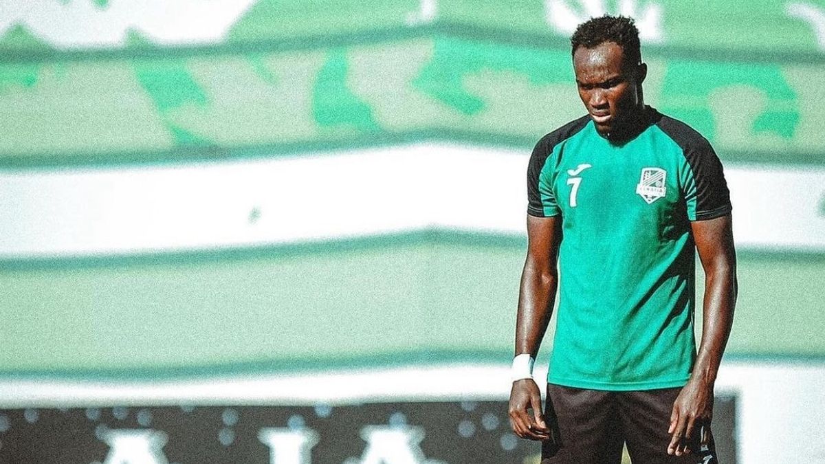 Ghanaian Footballer Raphael Dwamena Dies After Pingsan In The Field
