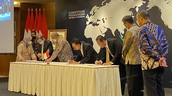 إندونيسيا والصين توقعان تعاونا في تصدير 1 مليون طن من زيت النخيل ومشتقاته